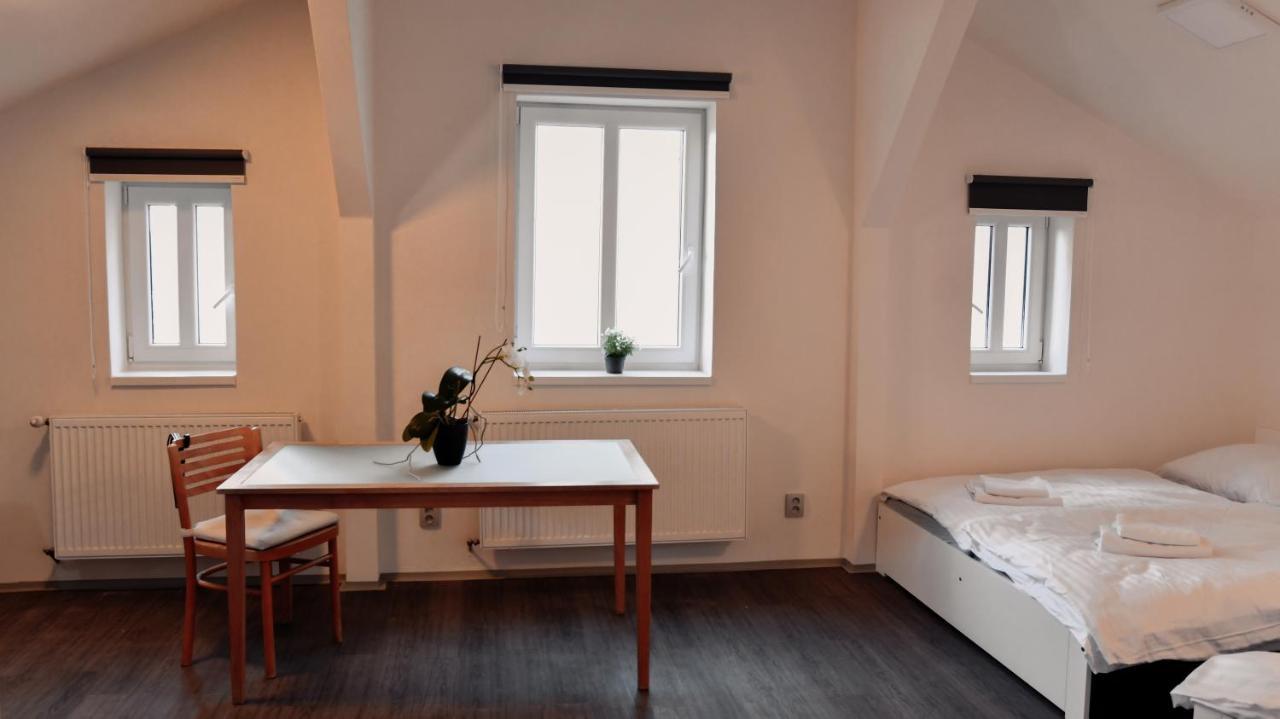 Apartmany Centrum Novy Bor Ngoại thất bức ảnh